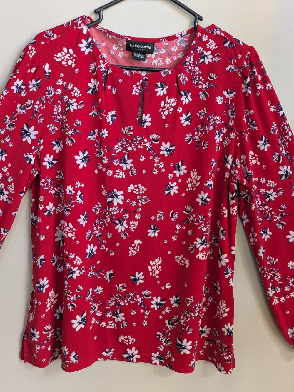 liz clairborne long sleeve red floral blouse slits at neckline size large #701
